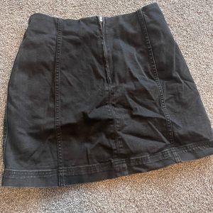Wild Fable Black Denim Skirt Zip Up Back Size 6